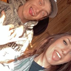 Meet your Posher, Caitlin